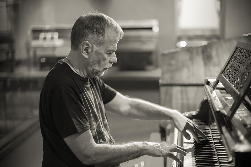 File:Josep Colom, pianista.jpg