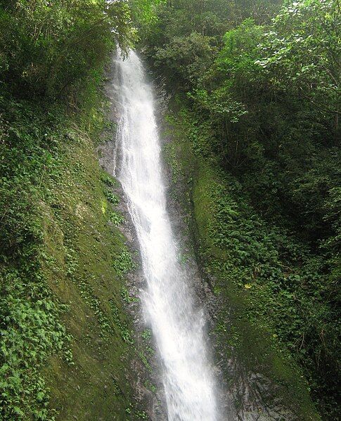 File:Kabigan Falls Pagudpud.jpg