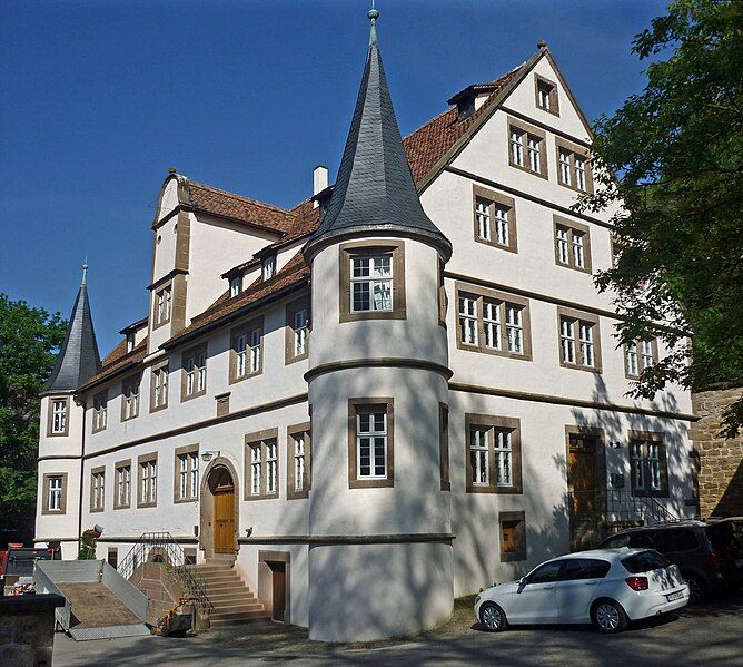 File:Kloster-Maulbronn-Schloss.jpg