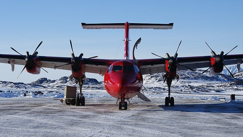 File:Kulusuk-airport-air-greenland-dash7.jpg