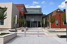 Ladue Horton Watkins High School Jahnke Entrance