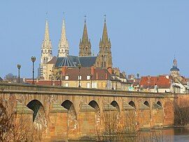 Views of Moulins