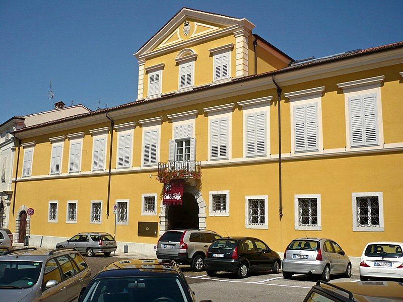 File:Palazzo Cronberg.JPG