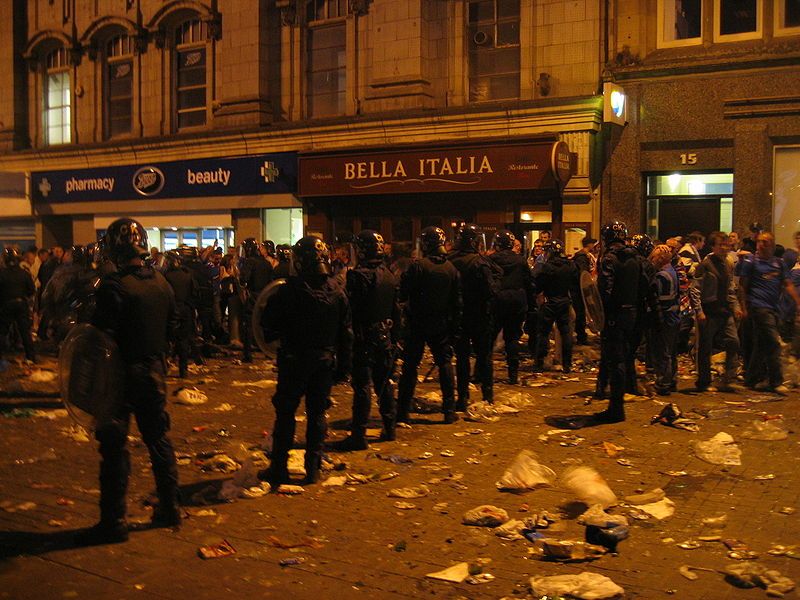 File:Riotpolicemanchester.jpg