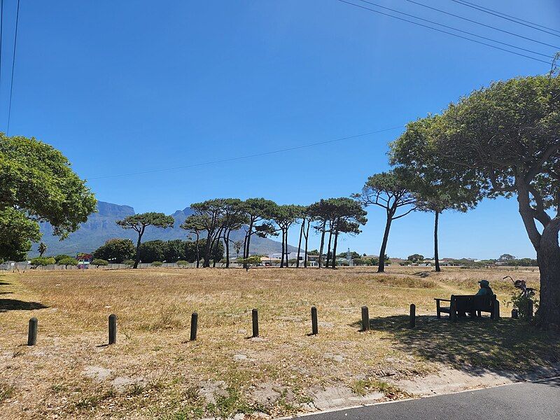 File:Rondebosch East Common.jpg