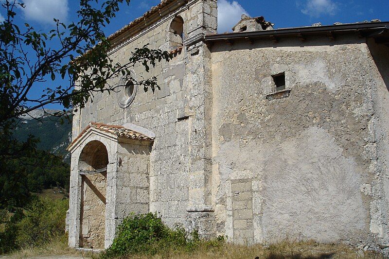 File:Sant'Egidio Scanno.JPG