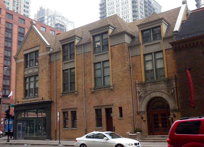 File:Studio BLG Chicago.JPG