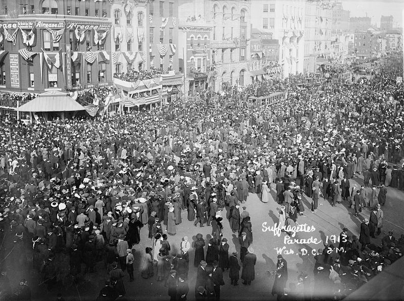 File:Suffrage parade, 1913.jpg