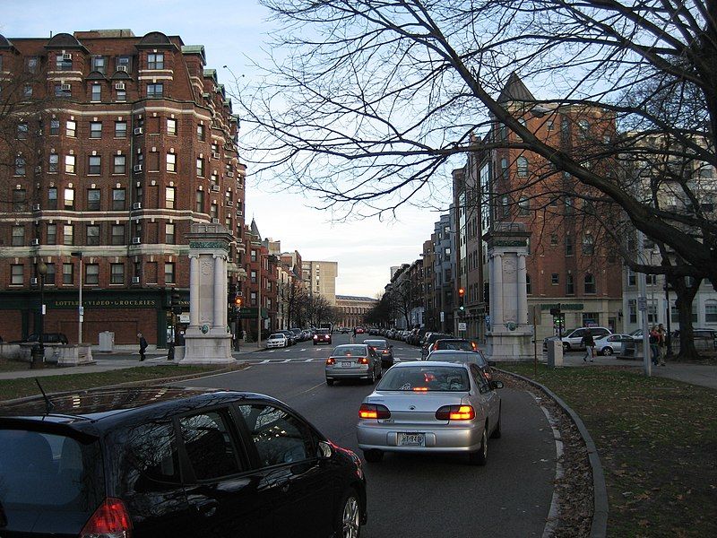 File:WestlandAvenueBoston.jpg