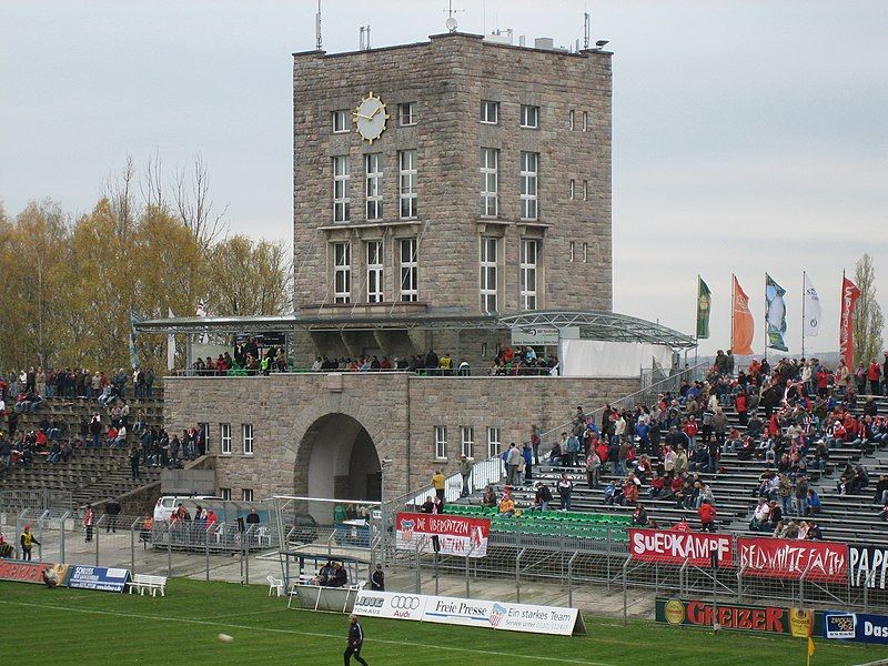 File:Westsachsenstadion-Tower2.JPG