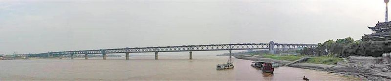 File:YangtzeWuhanFirstBridge.jpg