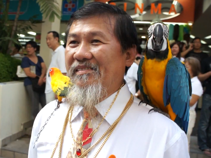 File:Zeng-Guoyuan-Toa-Payoh-HDB-Hub-19-August-2011.png