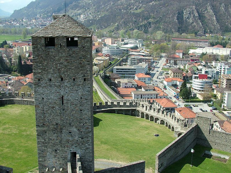 File:Bellinzona Murata.jpg