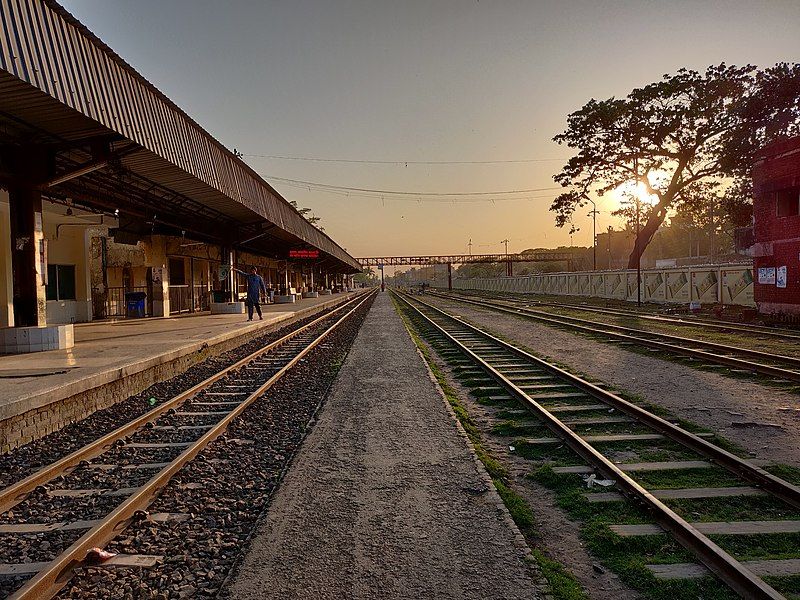 File:Bogura railway station.jpg