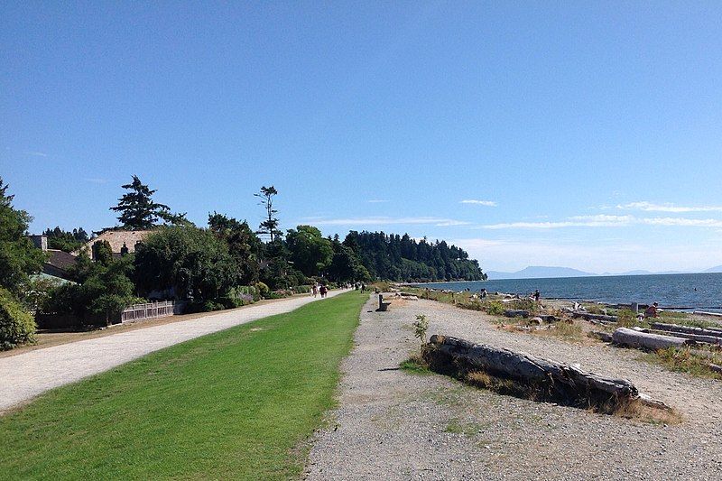 File:Crescent Beach walkway.jpg