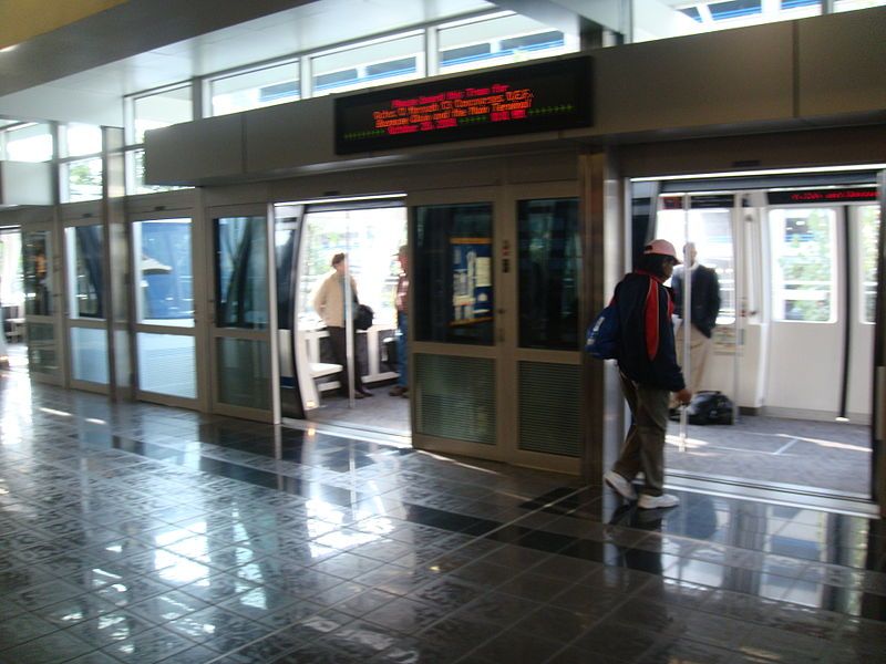 File:KMSP Lindbergh terminal.jpg