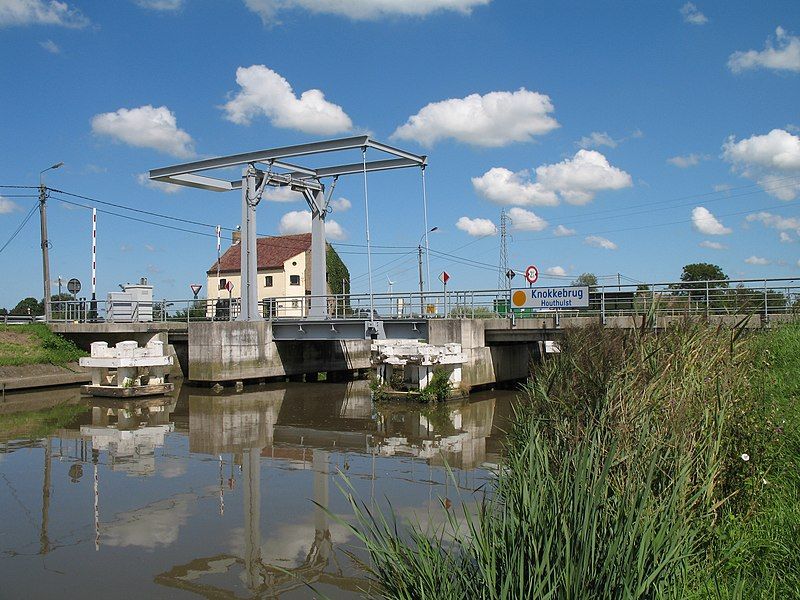 File:Knokkebrug R02.jpg