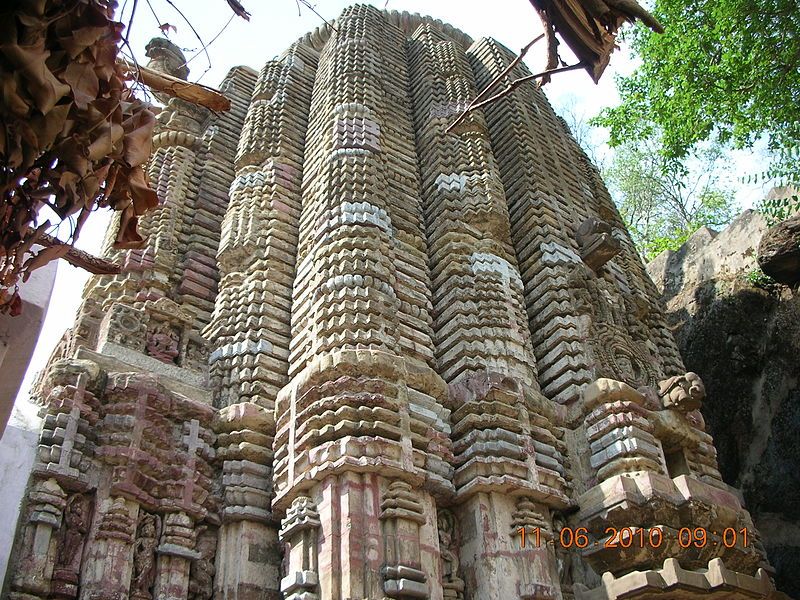 File:NrusinghnathShrine.JPG