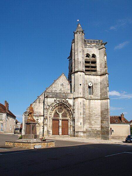 File:Thury-FR-89-église-01.jpg