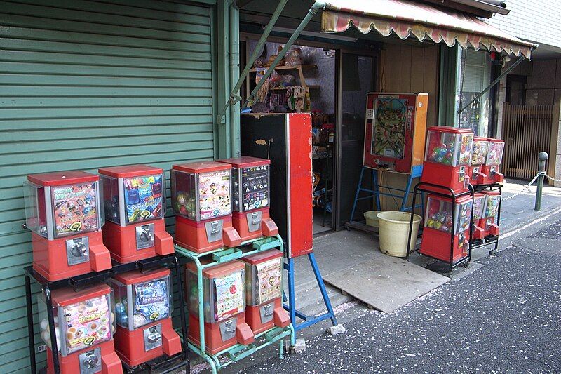 File:駄菓子屋さん (3430471083).jpg