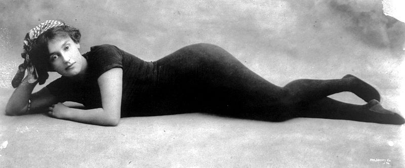 File:AnnetteKellermanRecumbent.jpg