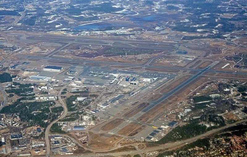 File:Helsinki-Vantaa airport.jpg