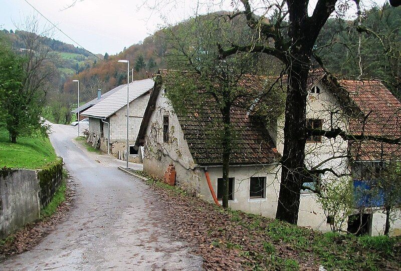 File:Kozljevec Slovenia.JPG