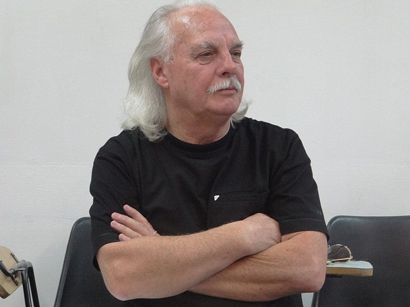 File:Mario Mutis 2013.jpg