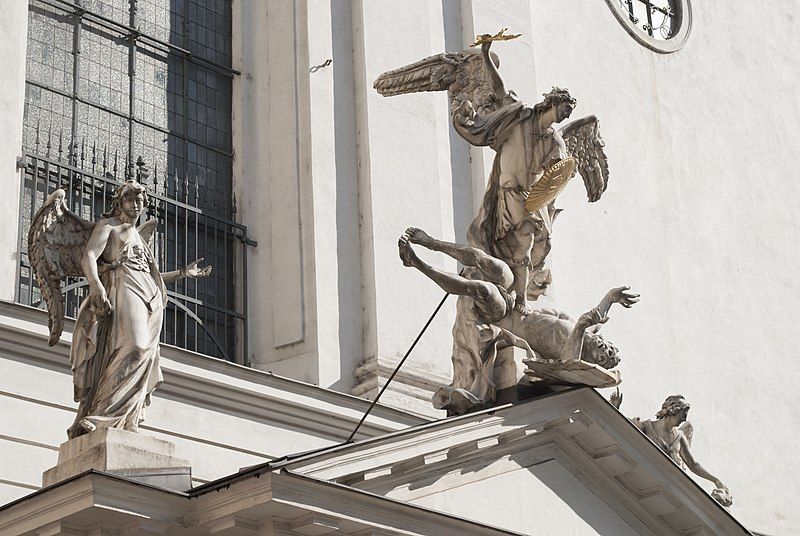 File:Michaelerkirche, Wien.jpg