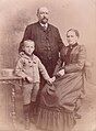 Otto Luyken with his parents ca. 1890