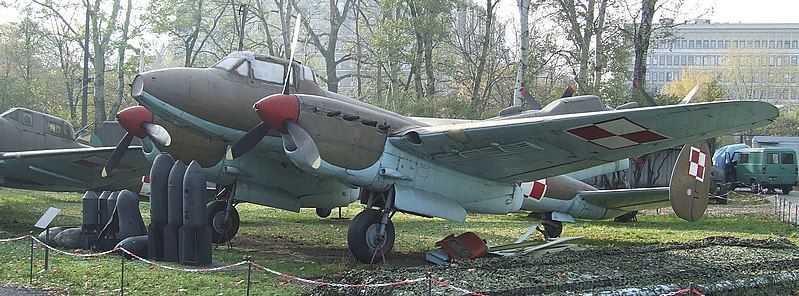 File:PL MWP Pe-2FT.JPG