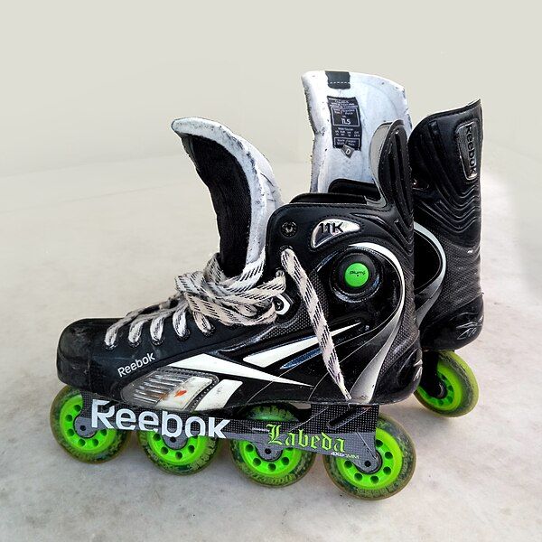 File:Reebok-11k-inlineskates-2011.jpg