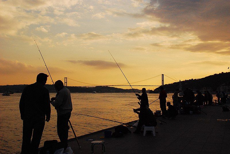 File:Sunset fishermen Arnavutköy.jpg