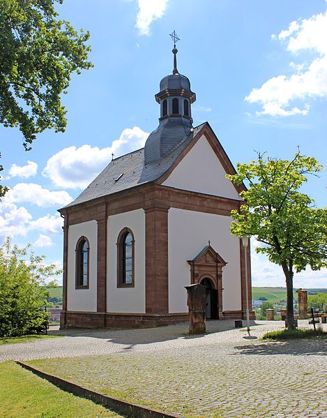 File:Blieskastel Heilig-Kreuz-Kapelle 03.JPG