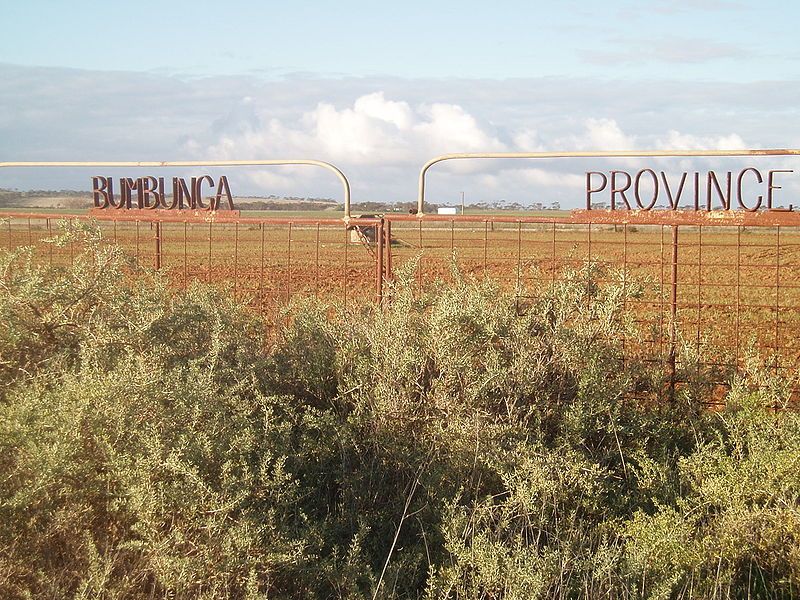 File:Bumbunga province gates.jpg