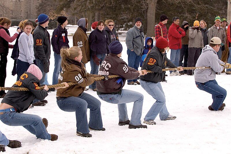 File:College-Royal-Tug-of-War.jpg