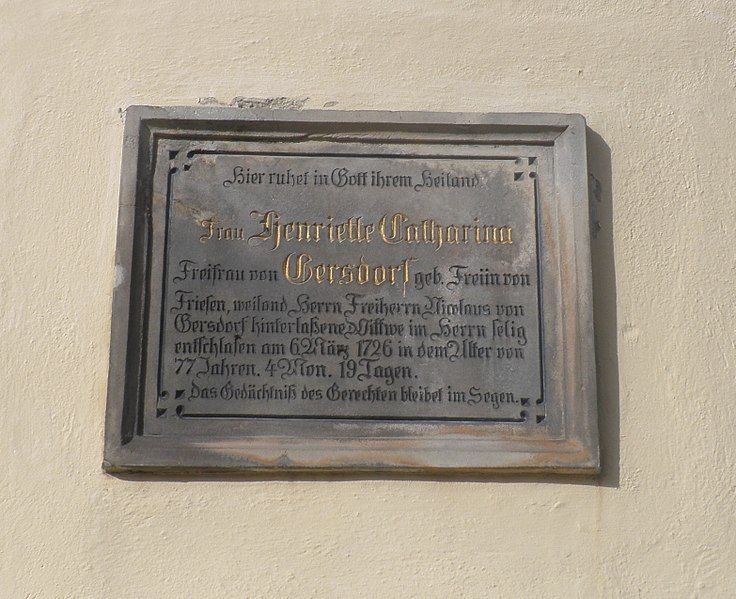 File:Großhennersdorf Plaque.JPG