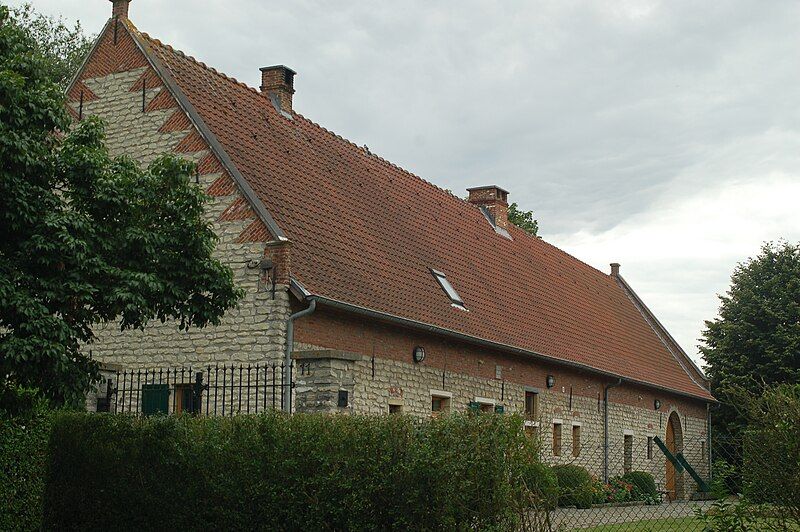 File:Het Schaliënhof Zemst-Bos.JPG