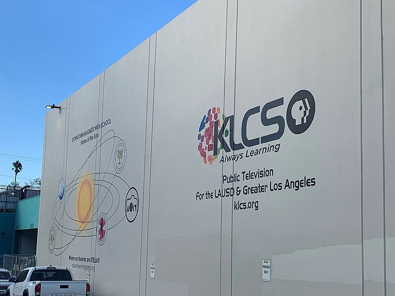 File:KCLS Studios, 2021.jpg