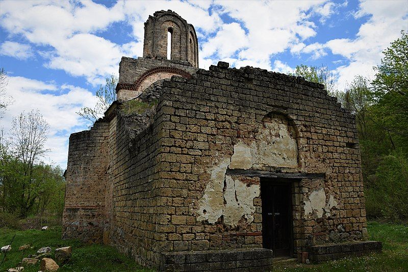 File:Manastir Lapušnja 1.jpg