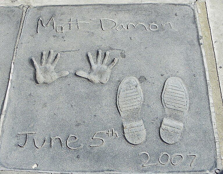 File:MattDamonGraumanHandFootprintsOct10.jpg