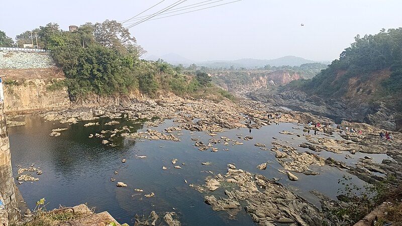 File:Mukutmanipur Dam 014.jpg