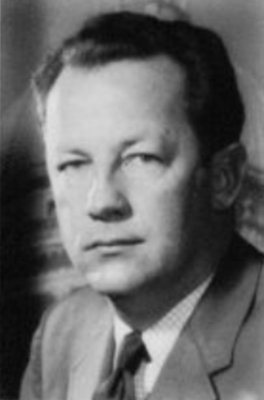 File:Robert L. Lennon.webp