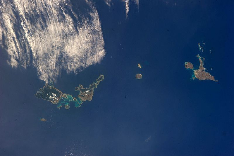 File:Sakishima Islands ISS039.jpg