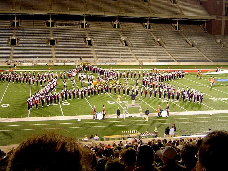 File:UIUC Marching illini.JPG