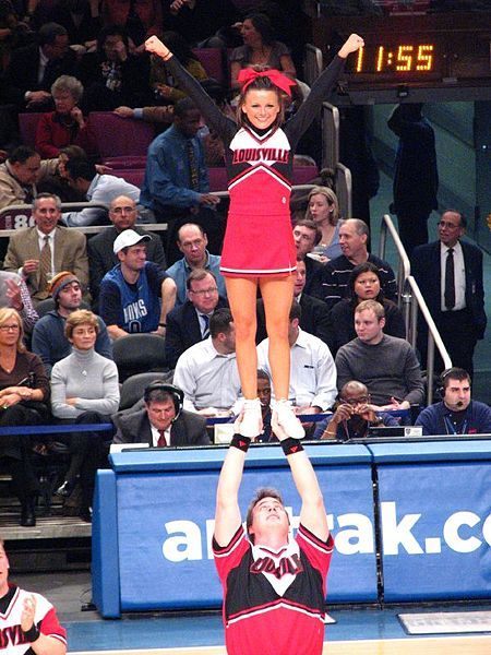 File:UofL Cardinals Cheerleaders.jpg