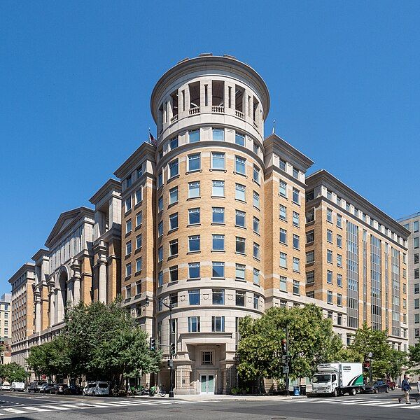 File:AARP Headquarters (53840387949).jpg