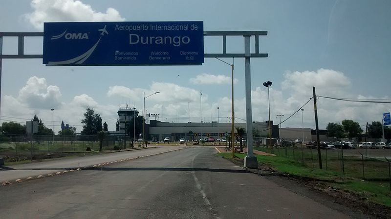 File:Aeropuerto de Durango.jpg