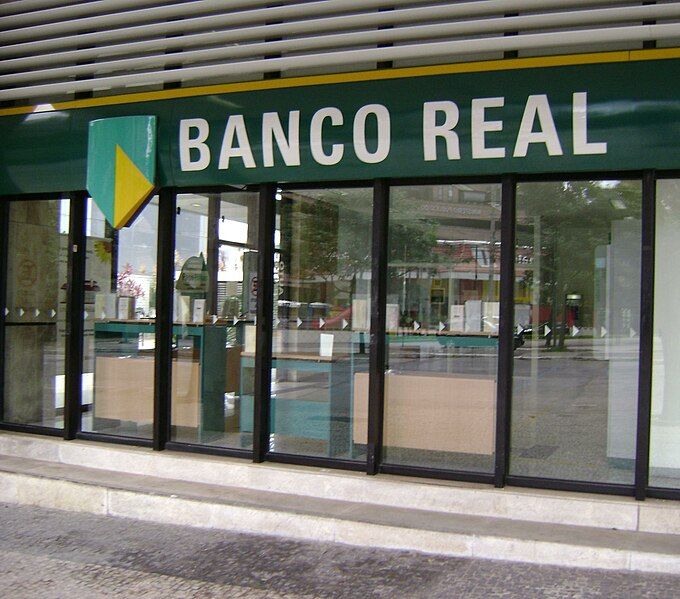 File:Agencia banco real.jpg