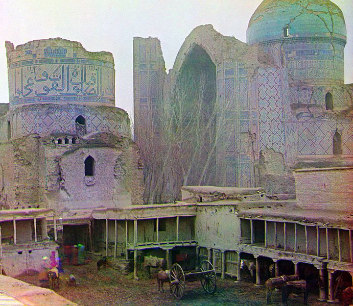 File:Bibi-Khanym Mosque (1905-1915).jpg